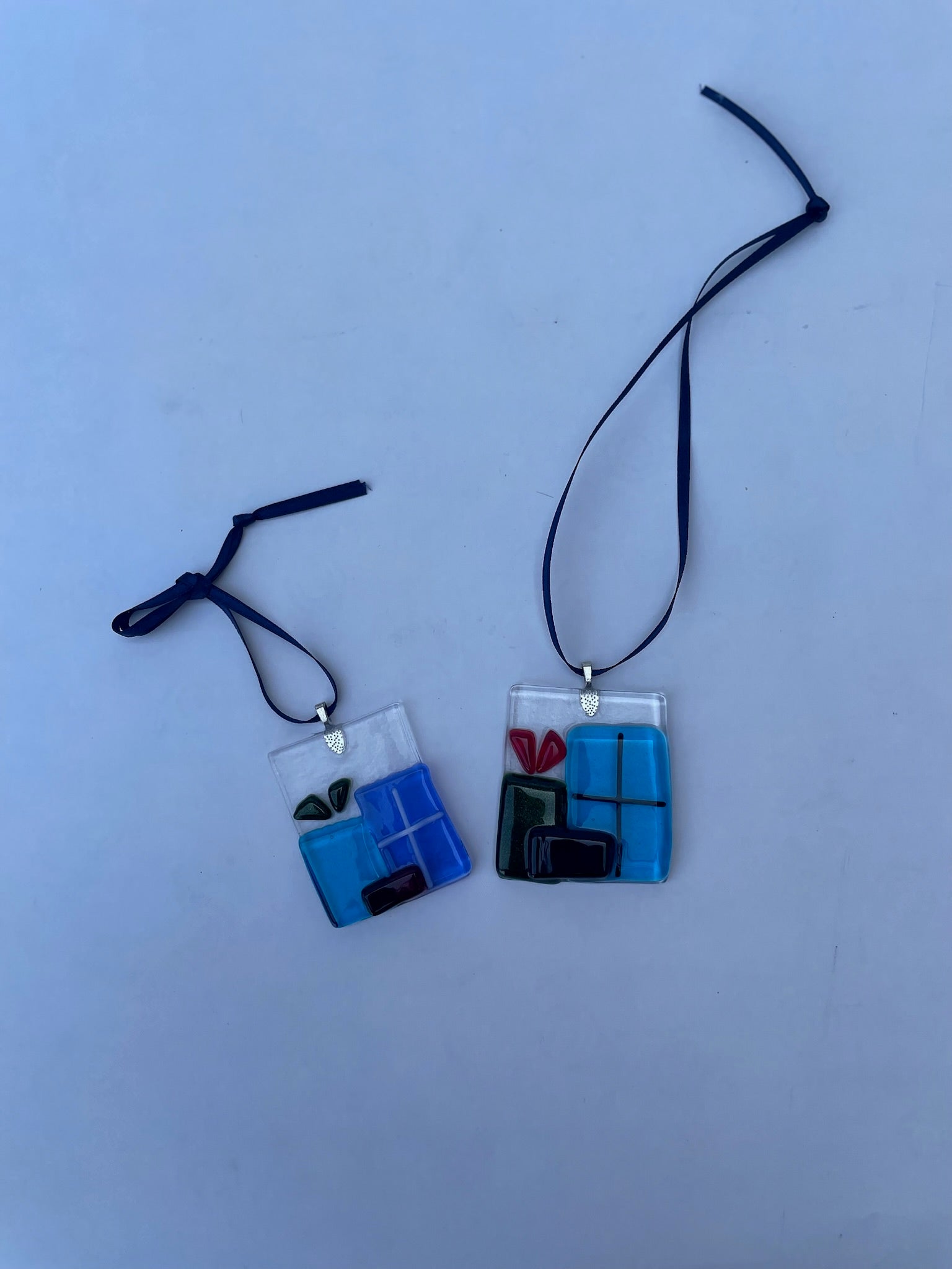 Present Christmas Tree Decoration